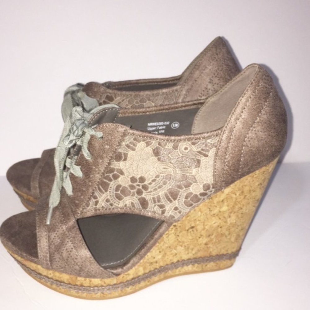 Not Rated Adia Wedge Sandals NWOB